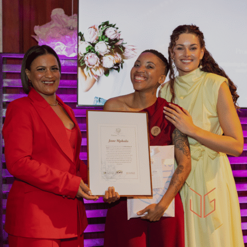Amy-Lee Johnson of KWV, one of the main sponsors, with Proteas of Mzansi honouree Jane Mpholo and guest speaker Rolene Strauss, former Miss South Africa and Miss World 2014.